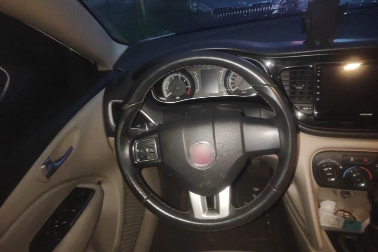 Used Fiat Viaggio 2012 1.4T Automatic Jingxiang Edition Steering Wheel