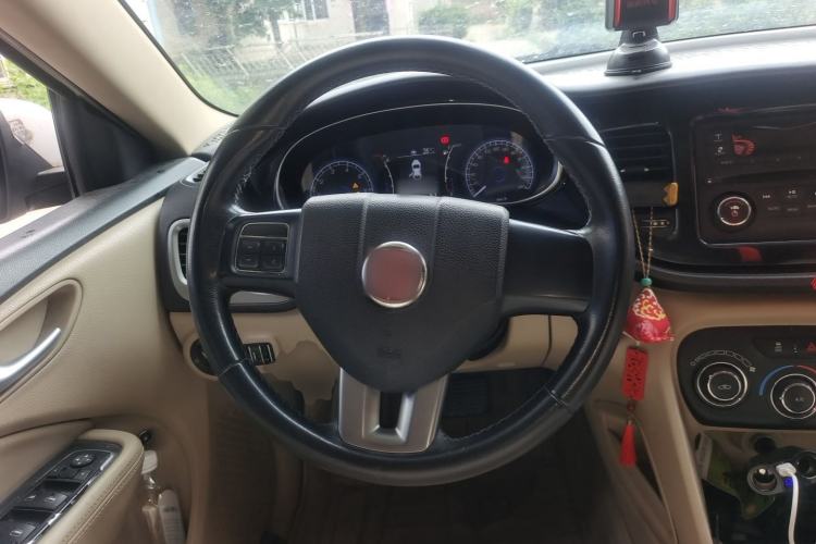 Used Fiat Viaggio 2012 1.4T Automatic Jingxiang Edition Steering Wheel