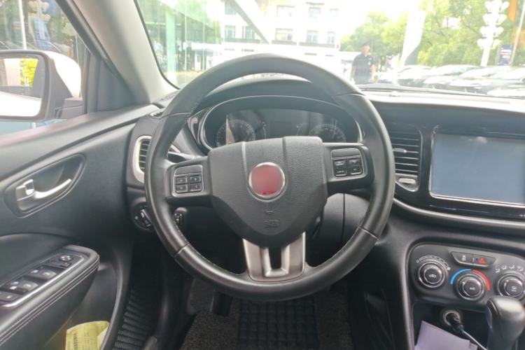 Used Fiat Viaggio 2012 1.4T Automatic Jingxiang Edition Steering Wheel