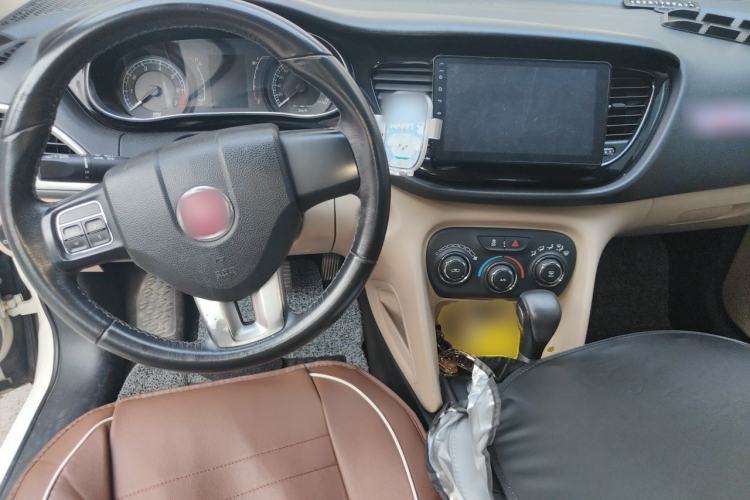 Used Fiat Viaggio 2012 1.4T Automatic Enjoyment Edition Steering Wheel