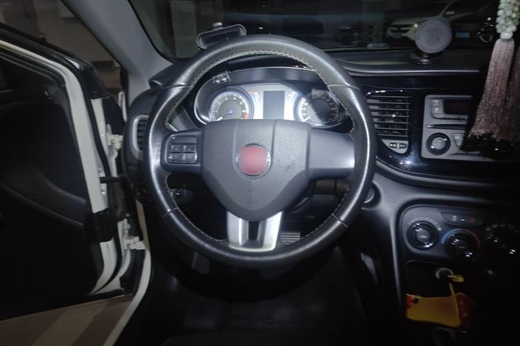Used Fiat Viaggio 2012 1.4T Automatic Jingxiang Edition Steering Wheel