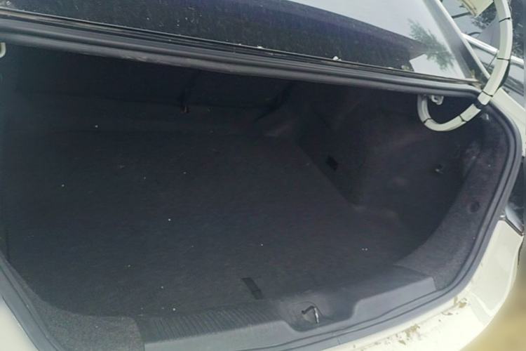 Used Fiat Viaggio 2012 1.4T Automatic Jingxiang Edition Trunk
