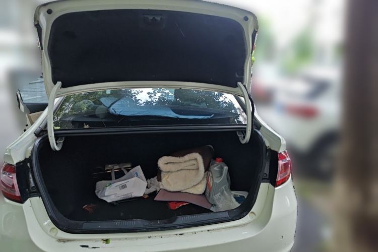Used Fiat Viaggio 2012 1.4T Automatic Luxury Edition Trunk