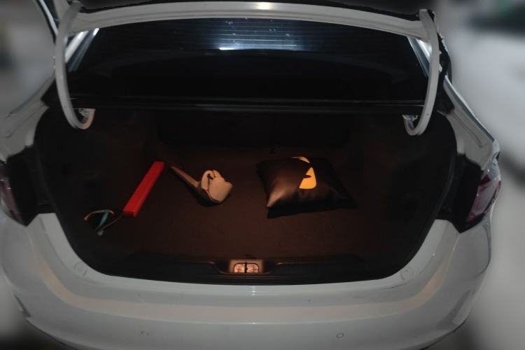 Used Fiat Viaggio 2012 1.4T Automatic Jingxiang Edition Trunk