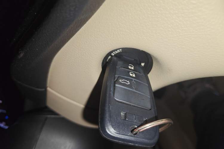 Used Fiat Viaggio 2012 1.4T Automatic Jingxiang Edition Vehicle Key