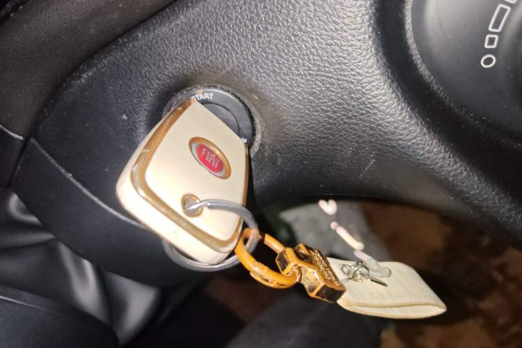 Used Fiat Viaggio 2012 1.4T Automatic Jingxiang Edition Vehicle Key