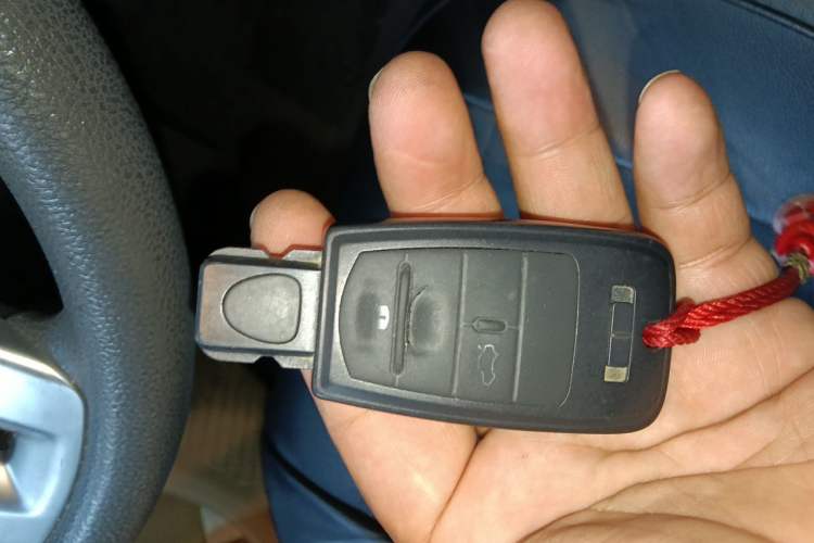 Used Fiat Viaggio 2012 1.4T Automatic Enjoyment Edition Vehicle Key