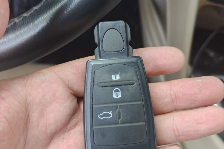 Used Fiat Viaggio 2012 1.4T Automatic Jingxiang Edition Vehicle Key