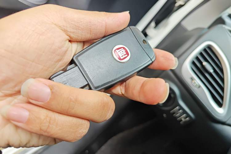 Used Fiat Viaggio 2012 1.4T Automatic Jingxiang Edition Vehicle Key