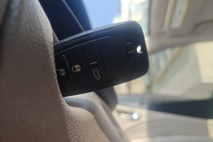 Used Fiat Viaggio 2012 1.4T Automatic Jingxiang Edition Vehicle Key