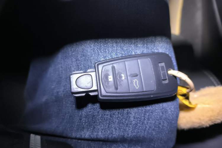 Used Fiat Viaggio 2012 1.4T Automatic Jingxiang Edition Vehicle Key
