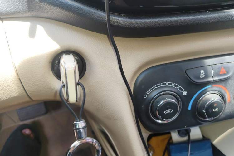 Used Fiat Viaggio 2012 1.4T Automatic Enjoyment Edition Vehicle Key