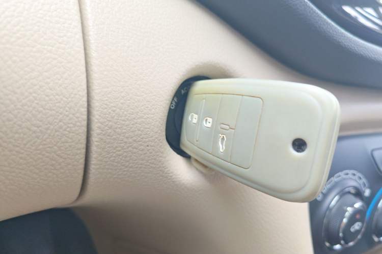 Used Fiat Viaggio 2012 1.4T Automatic Enjoyment Edition Vehicle Key