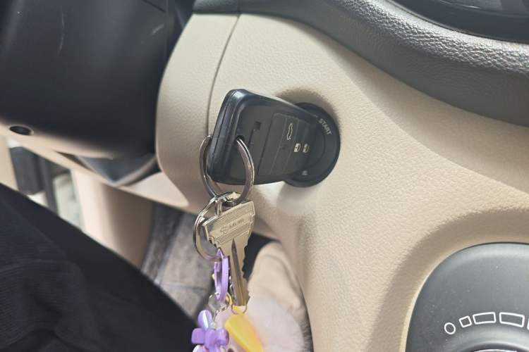 Used Fiat Viaggio 2012 1.4T Automatic Jingxiang Edition Vehicle Key