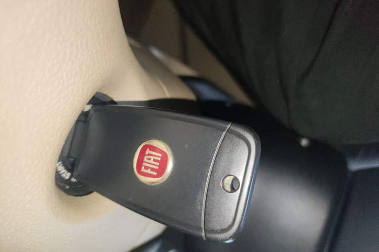 Used Fiat Viaggio 2012 1.4T Automatic Jingxiang Edition Vehicle Key