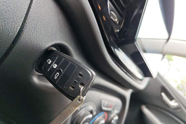 Used Fiat Viaggio 2012 1.4T Automatic Jingxiang Edition Vehicle Key