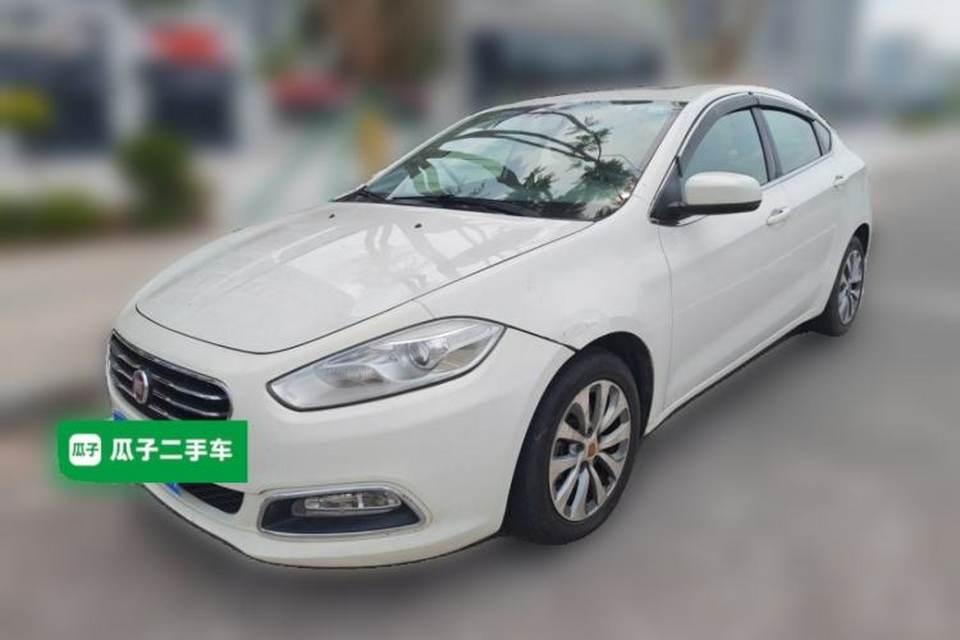 Fiat Viaggio 2012