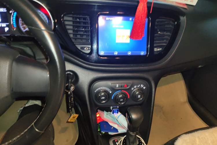 Used Fiat Viaggio 2012 1.4T Automatic Jingxiang Edition Audio And AC Panel