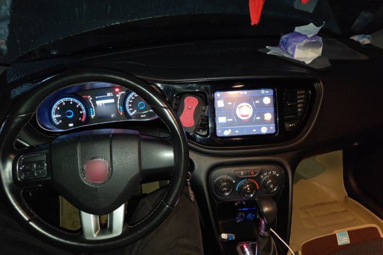 Used Fiat Viaggio 2012 1.4T Automatic Jingxiang Edition Center Console