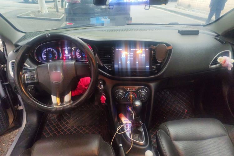 Used Fiat Viaggio 2012 1.4T Automatic Jingxiang Edition Center Console