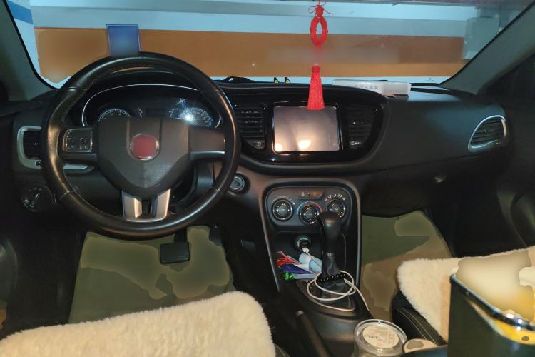 Used Fiat Viaggio 2012 1.4T Automatic Jingxiang Edition Center Console