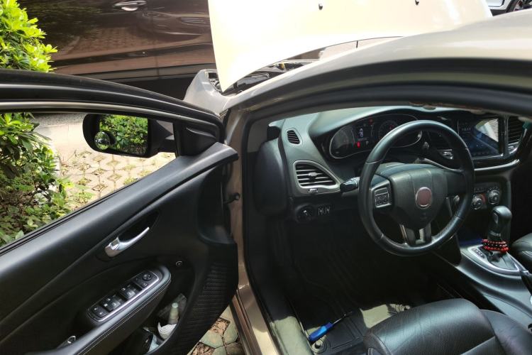 Used Fiat Viaggio 2012 1.4T Automatic Jingxiang Edition Driver Seat
