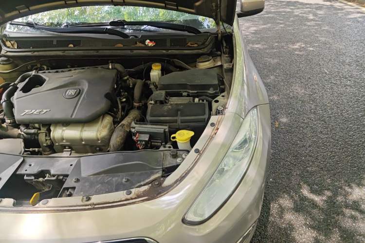 Used Fiat Viaggio 2012 1.4T Automatic Jingxiang Edition Engine Bay Left