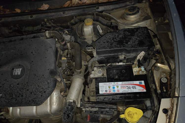 Used Fiat Viaggio 2012 1.4T Automatic Jingxiang Edition Engine Bay Left
