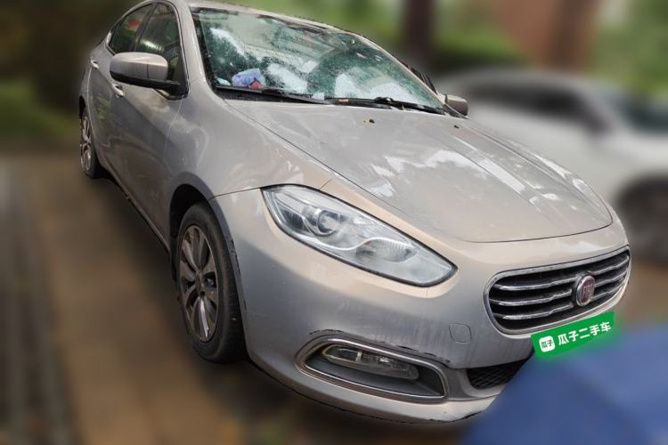 Used Fiat Viaggio 2012 1.4T Automatic Jingxiang Edition Front Right 45 Deg
