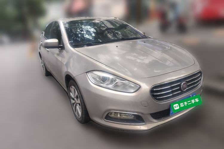 Used Fiat Viaggio 2012 1.4T Automatic Jingxiang Edition Front Right 45 Deg