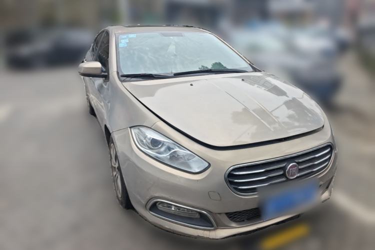 Used Fiat Viaggio 2012 1.4T Automatic Jingxiang Edition Front Right 45 Deg