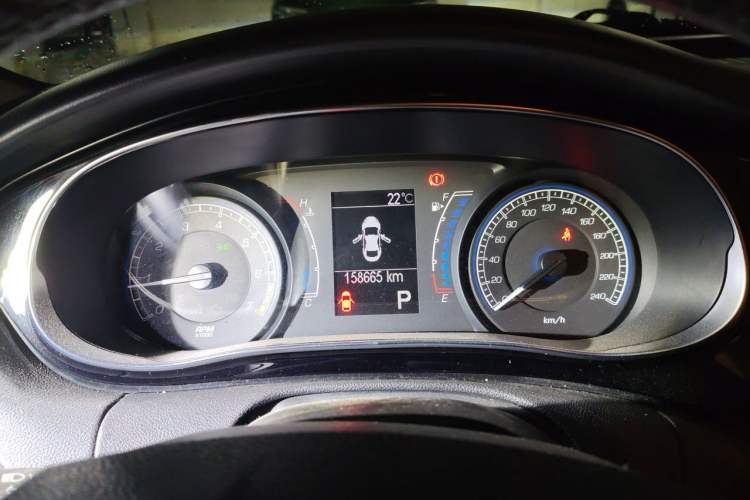 Used Fiat Viaggio 2012 1.4T Automatic Enjoyment Edition Instrument Cluster