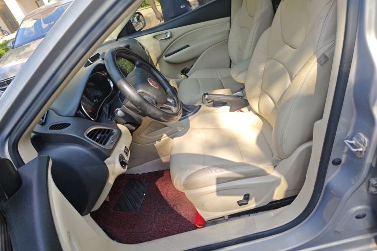 Used Fiat Viaggio 2012 1.4T Automatic Jingxiang Edition Left Front Seat