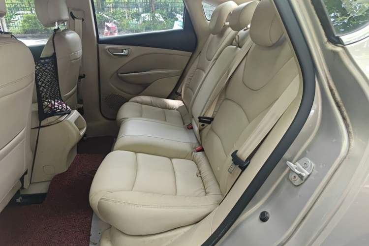 Used Fiat Viaggio 2012 1.4T Automatic Jingxiang Edition Left Rear Seat