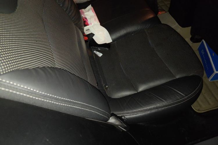 Used Fiat Viaggio 2012 1.4T Automatic Jingxiang Edition Left Rear Seat