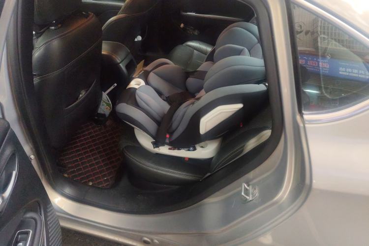 Used Fiat Viaggio 2012 1.4T Automatic Jingxiang Edition Left Rear Seat