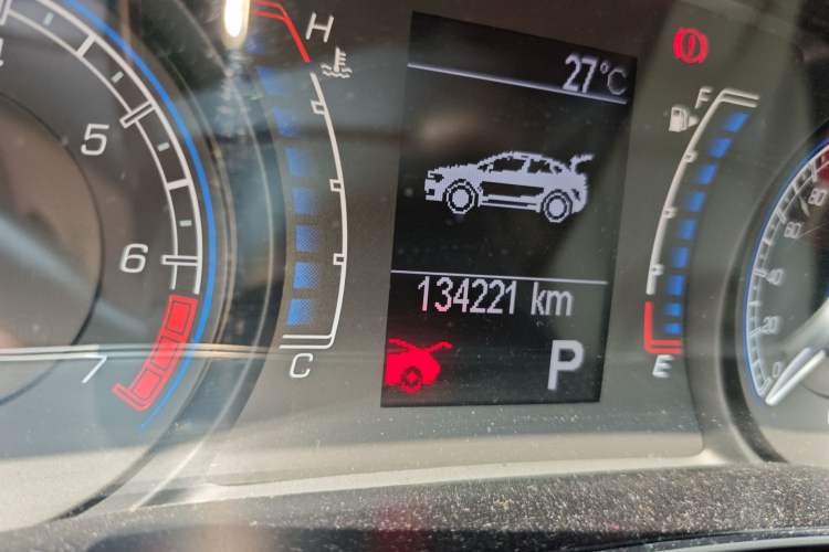 Used Fiat Viaggio 2012 1.4T Automatic Enjoyment Edition Odometer Close Up