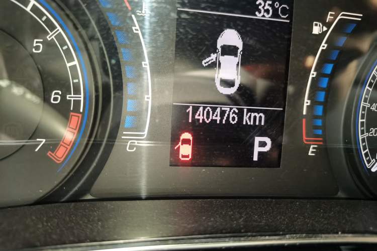 Used Fiat Viaggio 2012 1.4T Automatic Jingxiang Edition Odometer Close Up