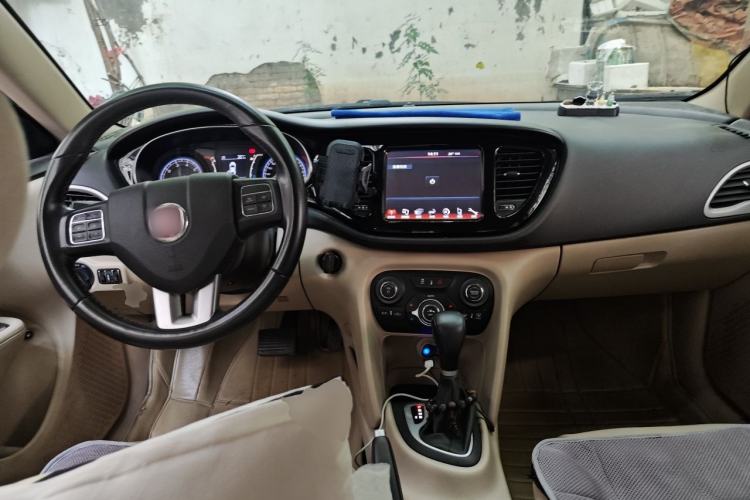 Used Fiat Viaggio 2013 1.4T Anniversary Edition Center Console