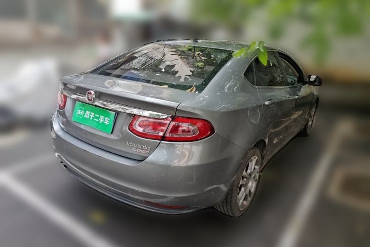 Used Fiat Viaggio 2013 1.4T Anniversary Edition Rear Right 45 Deg