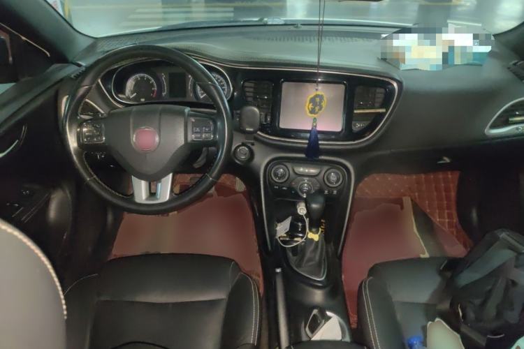 Used Fiat Viaggio 2013 1.4T Anniversary Edition Center Console