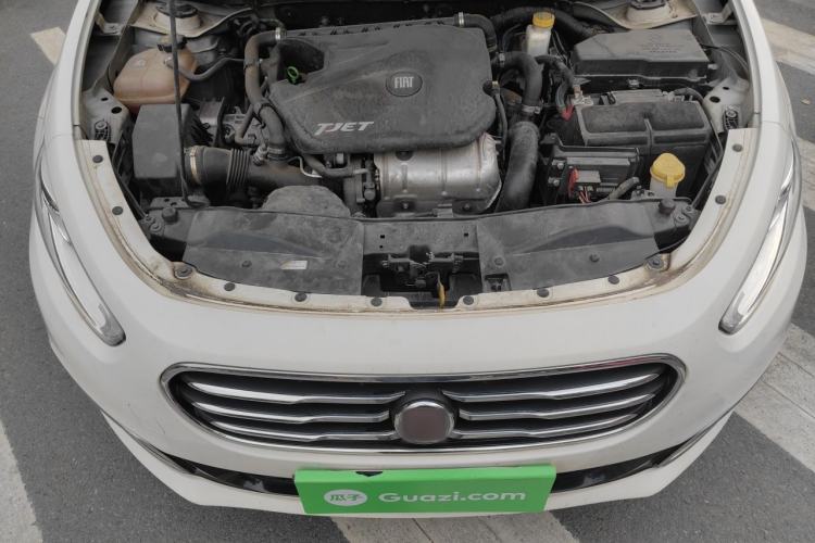 Used Fiat Viaggio 2013 1.4T Anniversary Edition Engine Bay