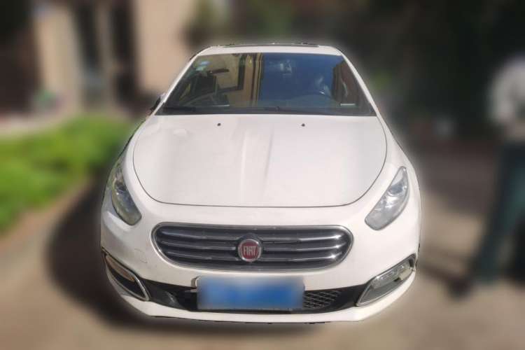 Used Fiat Viaggio 2013 1.4T Anniversary Edition Front