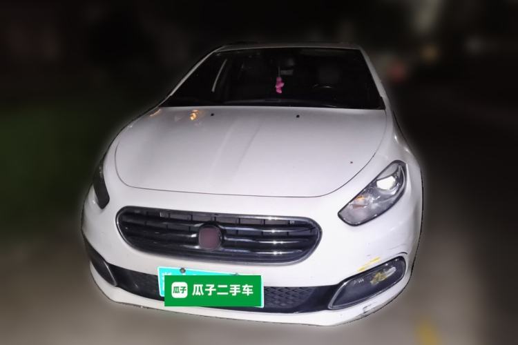 Used Fiat Viaggio 2013 1.4T Anniversary Edition Front