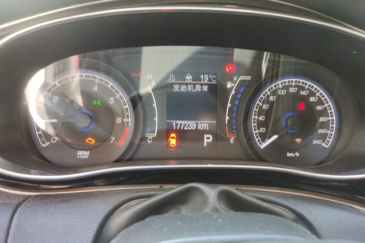Used Fiat Viaggio 2013 1.4T Anniversary Edition Instrument Cluster