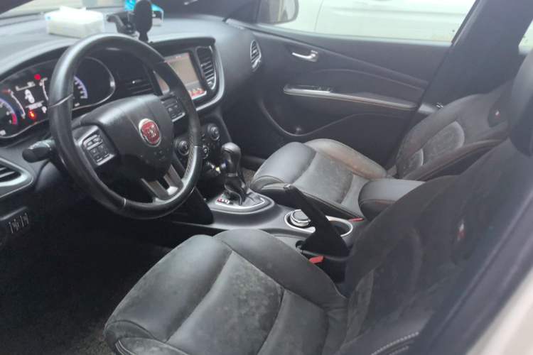 Used Fiat Viaggio 2013 1.4T Anniversary Edition Left Front Seat