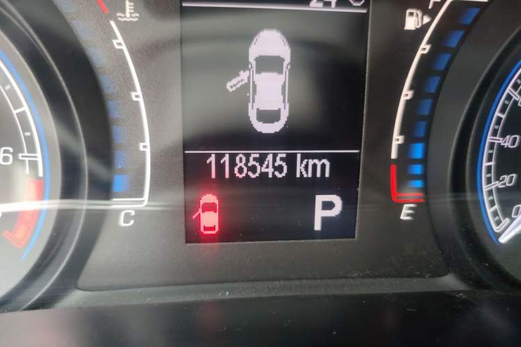 Used Fiat Viaggio 2013 1.4T Anniversary Edition Odometer Close Up