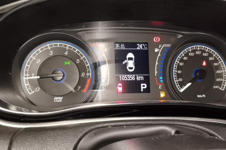 Used Fiat Viaggio 2013 1.4T Anniversary Edition Odometer Close Up