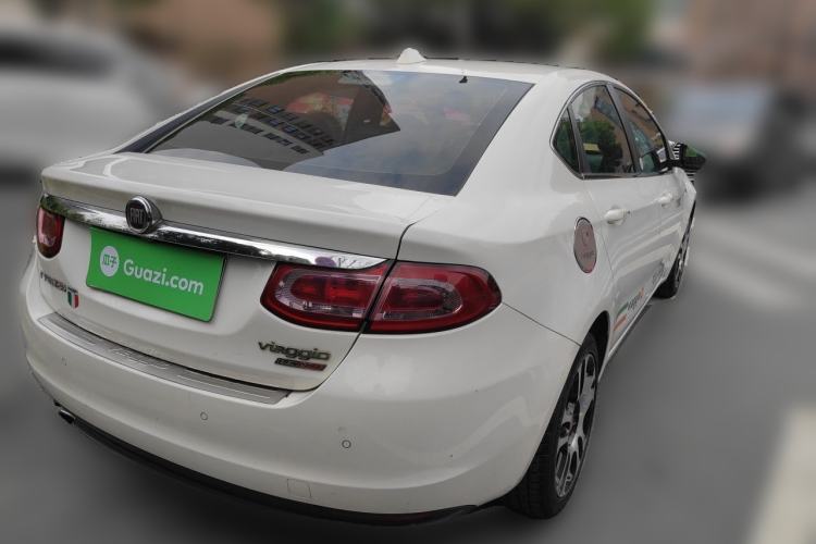 Used Fiat Viaggio 2013 1.4T Anniversary Edition Rear Right 45 Deg
