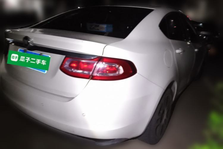 Used Fiat Viaggio 2013 1.4T Anniversary Edition Rear Right 45 Deg